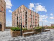 Oberman Road, London NW10, 2 bed flat to rent, £2,400...