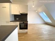 Oberstes Stockwerk! Klimatisierte DG Wohnung mit 10m²...