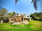 Ocasión! Venta Casa de Ensueño con amplios Jardines,...