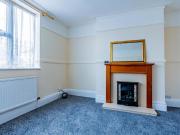 Ocean present this unfurnished 1 bedroom, flat which has...
