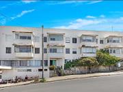 Ocean View 1bedroom unit walk to Maroubra Beach