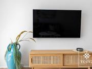 Oceanfront 3 Bedroom Fully Furnished Apartment, Cronulla