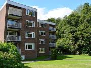 Ockford Road, Godalming GU7, 2 bed flat to rent, £1,500...