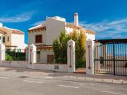 Oculta entre la serenidad elegante de la prestigiosa...