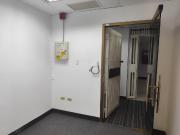 OFC 40MTS2 EN ALQUILER CALLE CAPITOLIO, AV FCO DE MIRANDA