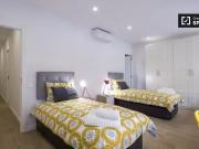 Encantador Cama en alquiler en apartamento de 5...