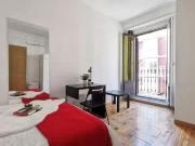 ¡En alquiler! Habitación en Calle de Atocha, Cortes