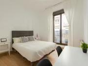 Encantador Habitación en Calle de Santa Isabel, Embajadores