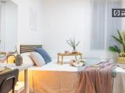 ¡Oferta! Habitación en piso de 5 habitaciones en...