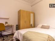 ¡Recién llegado! Habitación en piso de 9 habitaciones en...