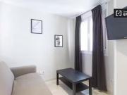 Barato Luminoso estudio en alquiler en el centro de Madrid