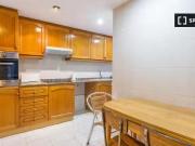 ¡Oferta! Piso de 4 dormitorios en alquiler en...