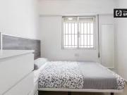 Barato Se alquila habitación en apartamento de 5...