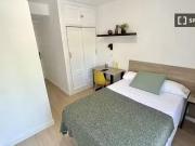 ¡En alquiler! Se alquila habitación en Coliving en...