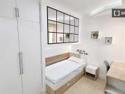 ¡Oferta! Se alquila habitación en piso compartido en...