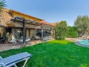 Oportunidad a 11.000 UF Condominio Cerrado