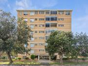 Huge 3 Bedroom Apartment