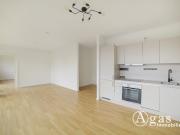 Offen geschnittene 2 Zimmer Wohnung mit ca. 62m² und EBK...