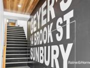 OFFICE / CONSULTING SUITE IN CENTRAL LOCALE