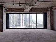OFFICE SPACE FOR SALE IN PARK TRIANGLE CORPORATE PLAZA