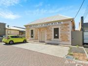 OFFICES AVAILABLE WITH 2 OFF STREET CAR PARKS