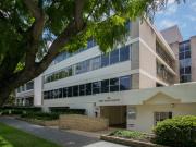 Offices with the works, and lots of amenities a short...