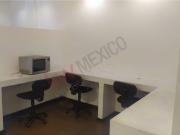 Ofician totalmente equipada en la Plaza Medievo Querétaro