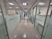 Oficina 100% Funcional: Módulos, Privados, Salas y Comedor