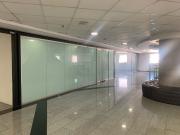 Oficina 144m2 alquiler Hall entrada 7 cubículos conexión...