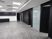 Oficina en Bosques de las Lomas 190m2 con 5 estacionamientos