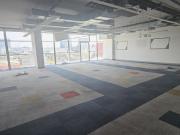 Oficina 210 m2 area abierta acondicionada con balcon...