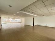 OFICINA 270 M2 EN ARRIENDO CHICO