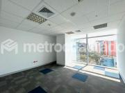Oficina 424m² Semi Amoblada Miraflores