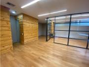 Oficina 78m2 en CC Milla de Oro para arriendo