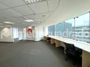 Oficina 85m2 – Implementada – Miraflores