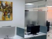 OFICINA 86 M2 EN VENTA, AV. EL DORADO, SECTOR FINANCIERO...