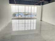 Oficina a la venta 52m² en Guayaquil, Av. de las Américas