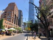 Oficina a pasos de Costanera Center 4 privados 2 B