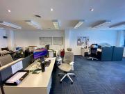 Oficina AAA alquiler Retiro con cochera