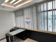 Oficina amoblada en alquiler en Kennedy Norte