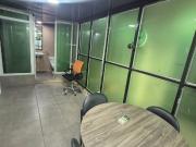 Oficina Amoblada en Alquiler en Urdesa Central, Planta...