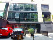 Oficina boutique en edificio de 3 pisos, 4 privados y...