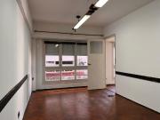 OFICINA CENTRICA / CORRIENTES 700