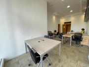 Oficina Comercial de 50 m² en Alquiler en Cumbayá