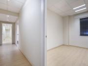 Oficina con posibidad de cambio de uso a viviendas....