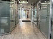 Oficina con servicios incluidos en Renta