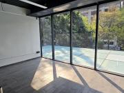 Oficina corporativa 330m2 acondicionada en la del Valle...