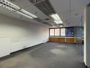 Oficina de 110 Mts en Avenida Rómulo Gallegos