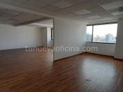 Oficina de 119m2 Acondicionada en Renta en Torre...