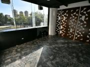 OFICINA DE 178M CON 5 ESTACIONAMIENTOS EN LOS DOMINICOS